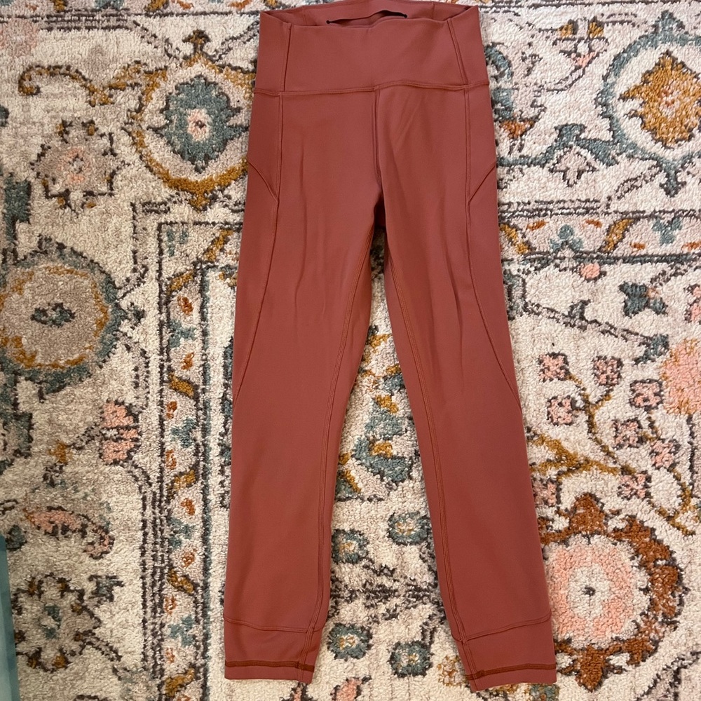 Lululemon size 4 leggings